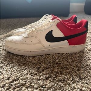 Nike Court Vision Size 10.5
